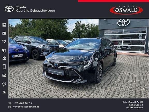 Mysticschwarz mica Gebraucht 2020 Toyota Corolla Team Limousine | 21.290 € (Fairer Preis) - Bild 1/4