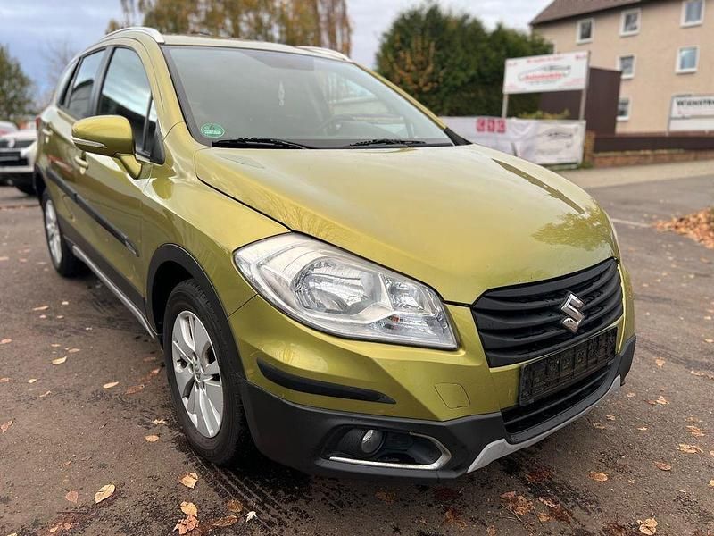 Gebraucht Suzuki SX4 Comfort 120 PS (88 kW) 2014 Grün Limousine