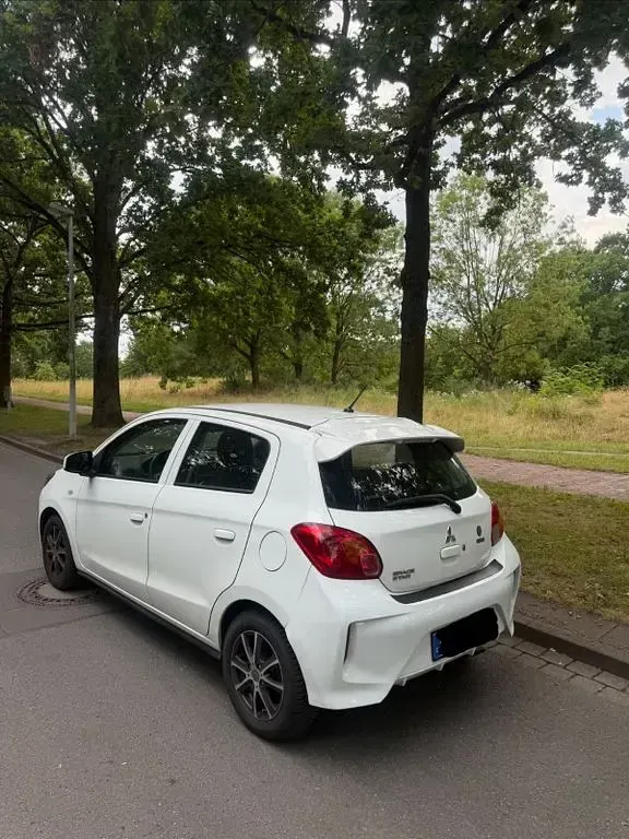 Gebraucht Mitsubishi Space Star 71 PS (52 kW) 2020 Weiß Kleinwagen