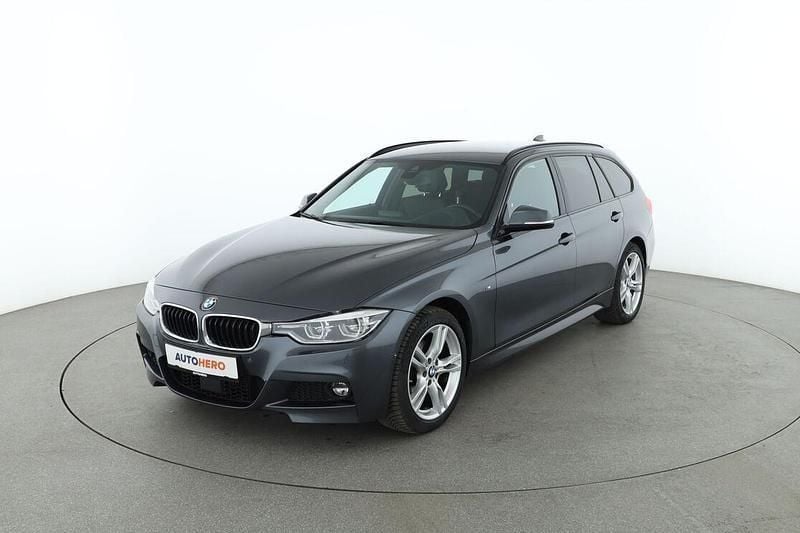 Grau Gebraucht 2018 BMW 320 M Sport Kombi | 23.880 € (Fairer Preis) - Bild 1/3