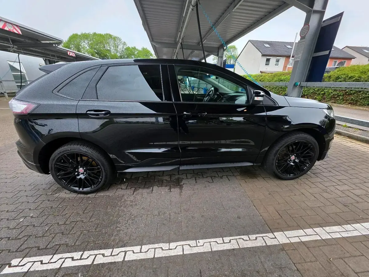 Gebraucht Ford Edge Sport 211 PS (155 kW) 2016 Schwarz SUV