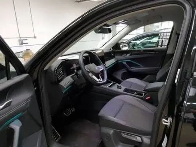 Gebraucht VW Tiguan Goal 150 PS (110 kW) 2025 Schwarz SUV