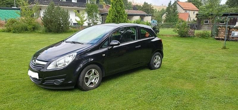Schwarz Gebraucht 2010 Opel Corsa Selection Limousine | 3.500 € (Fairer Preis) - Bild 1/4