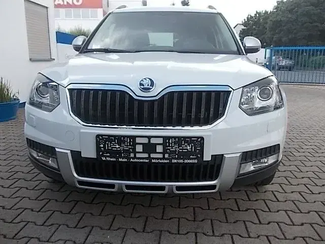 Gebraucht Skoda Yeti Elegance 110 PS (80 kW) 2014 Moonweiss metallic SUV