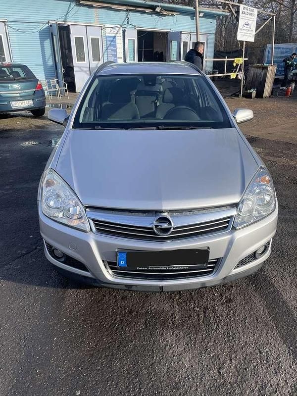 Gebraucht Opel Astra Eco 90 PS (66 kW) 2009 Silber Kombi