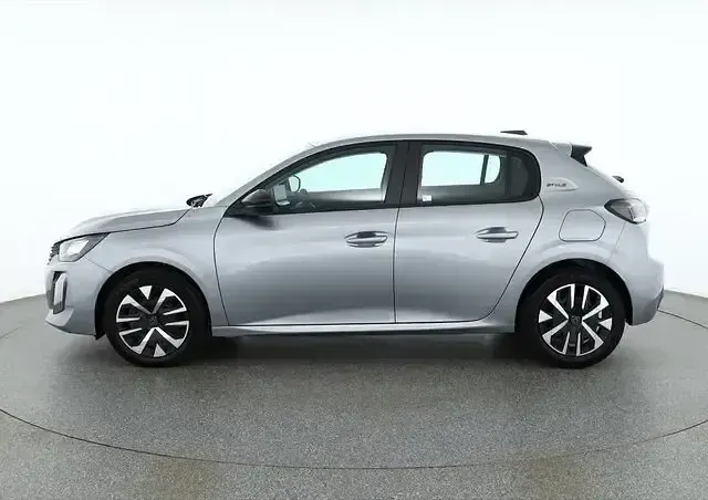 Neu Peugeot 208 101 PS (74 kW) 2025 Gelb Kleinwagen