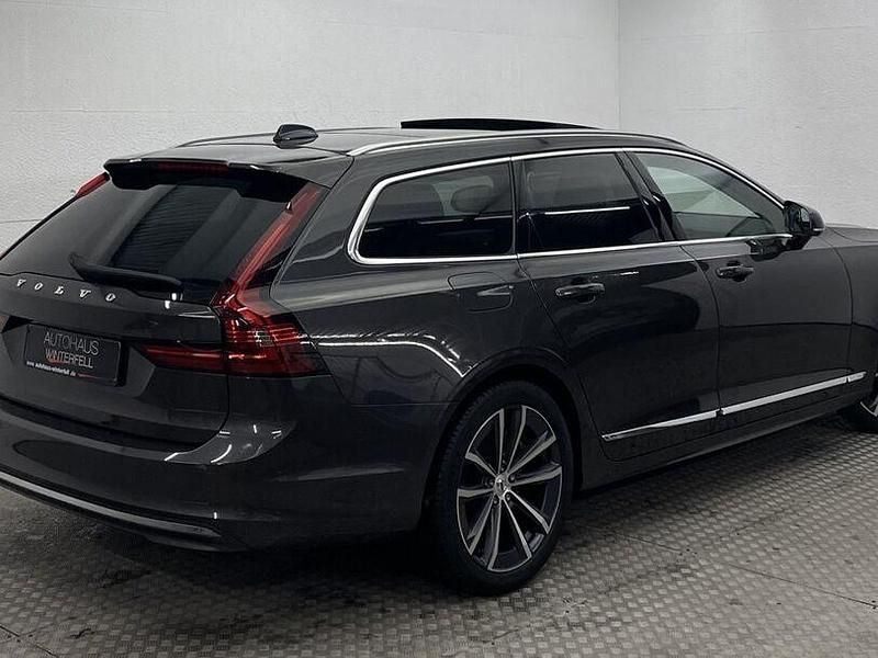 Gebraucht Volvo 360 285 PS (209 kW) 2022 Grau