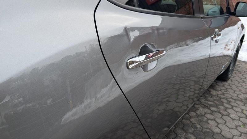 Gebraucht Nissan Leaf 80 kW (109 PS) 2016 Grau Kleinwagen