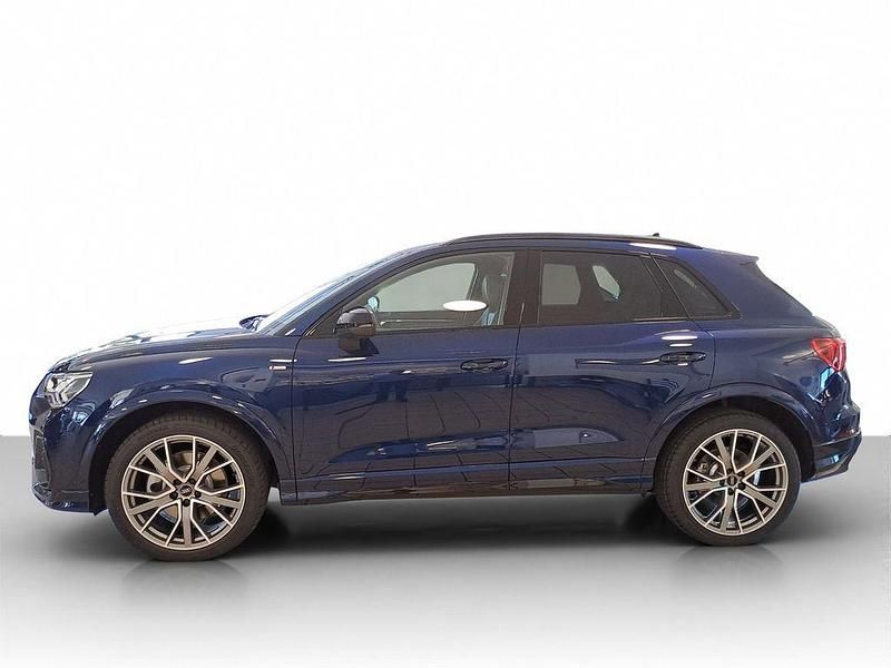 Gebraucht Audi Q3 S-Line 190 PS (139 kW) 2025 Navarrablau metallic SUV