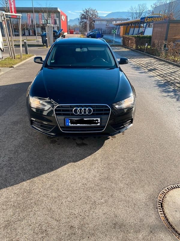 Gebraucht Audi A4 177 PS (130 kW) 2012 Schwarz Kombi
