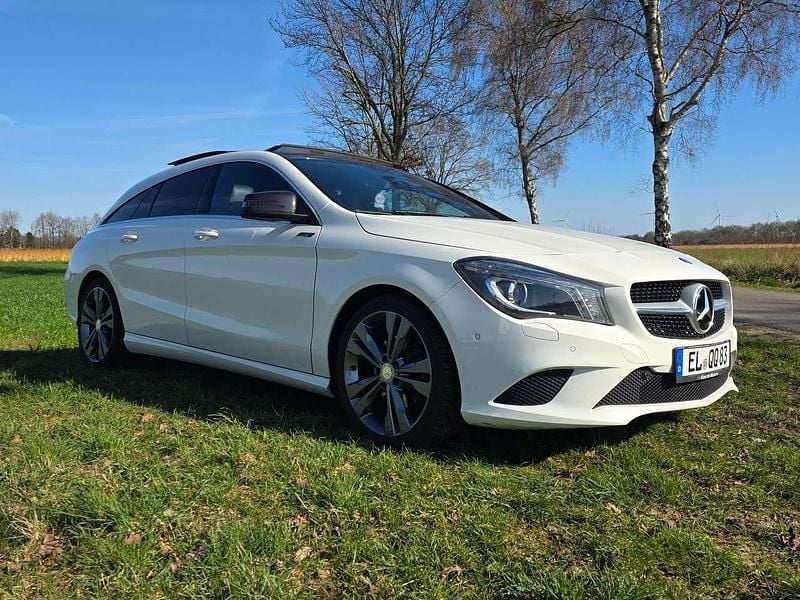 Gebraucht Mercedes CLA200 156 PS (114 kW) 2015 Weiß Kombi