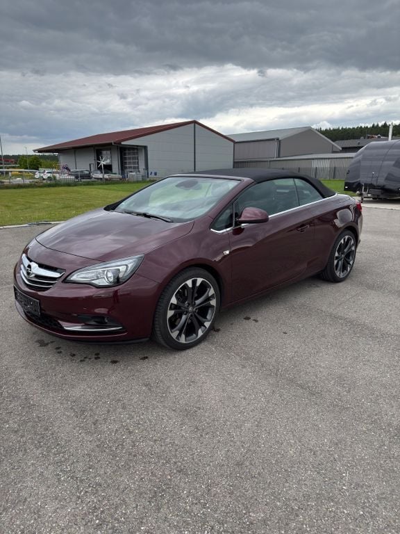 Rot Gebraucht 2014 Opel Cascada Innovation Cabrio | 11.500 € (Guter Preis) - Bild 1/4
