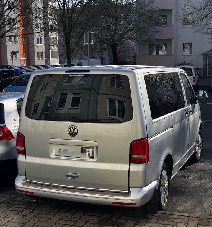 Second-hand VW T5 179 CP (131 kW) 2014 Argintiu Van