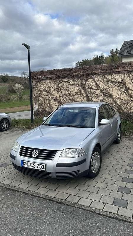 Gebraucht VW Passat 101 PS (74 kW) 2001 Limousine