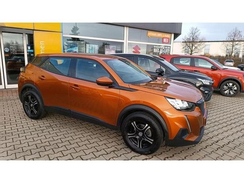 Gebraucht Peugeot 2008 101 PS (74 kW) 2021 Orange (metallic) SUV