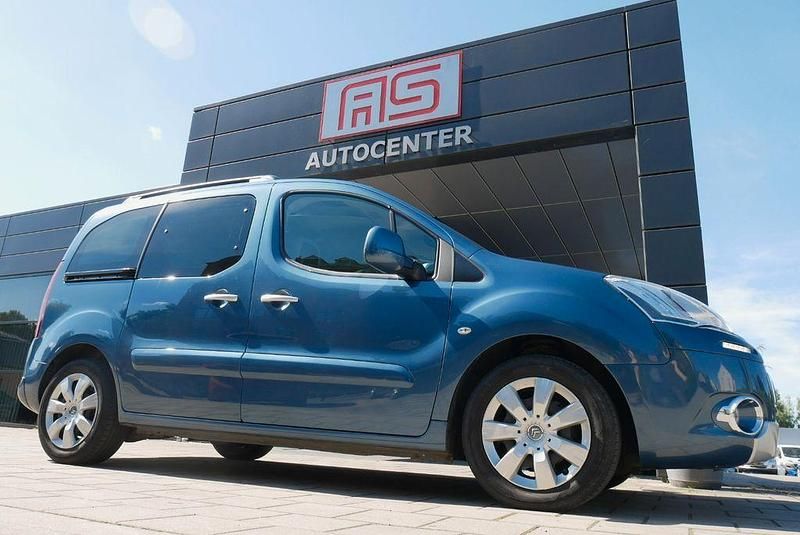 Blau Gebraucht 2014 Citroën Berlingo SELECTION Van / Kleinbus | 8.490 € (Fairer Preis) - Bild 1/4