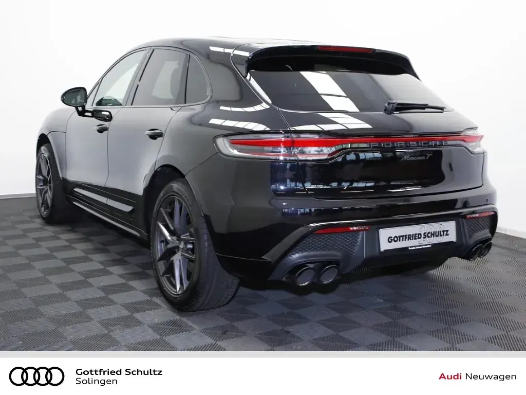Gebraucht Porsche Macan 265 PS (194 kW) 2023 Schwarz SUV