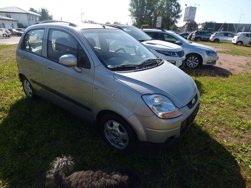 Gebraucht Chevrolet Matiz SX 67 PS (49 kW) 2009 Silber Kleinwagen