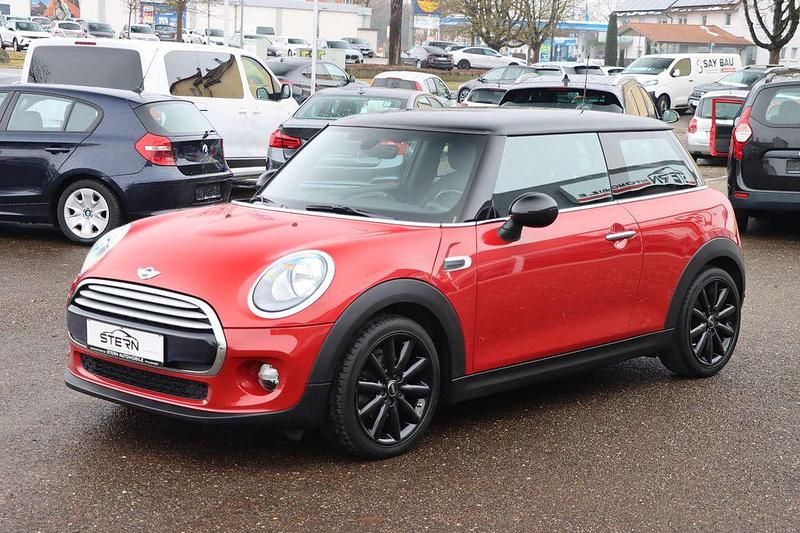 Second-hand Mini Cooper D 116 CP (85 kW) 2015 Roșu Hatchback