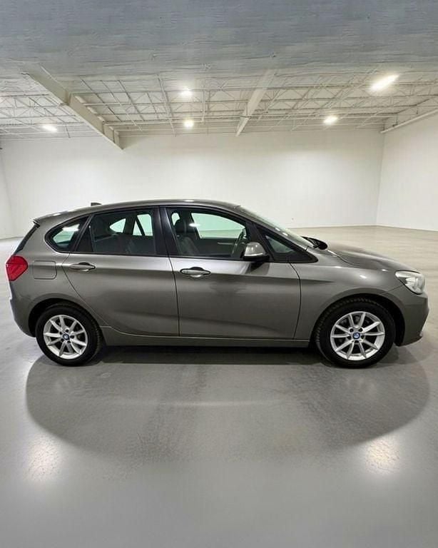 Gebraucht BMW 218 Basis 150 PS (110 kW) 2015 Silber Kombi
