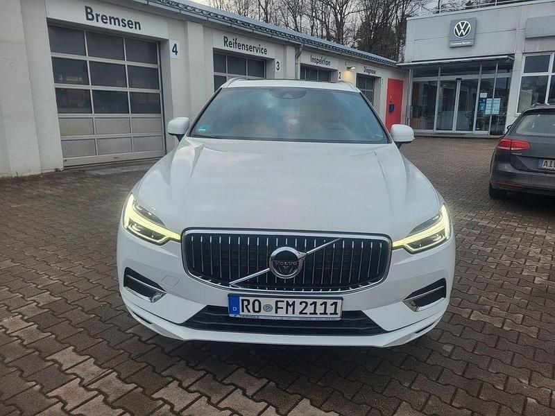 Gebraucht Volvo XC60 Inscription 190 PS (139 kW) 2019 Weiß SUV