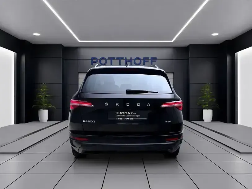 Gebraucht Skoda Karoq Ambition 150 PS (110 kW) 2022 Blackmagic perleffekt SUV