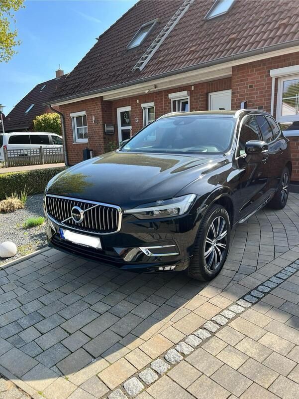 Schwarz Gebraucht 2021 Volvo XC60 SUV | 32.500 € - Bild 1/4