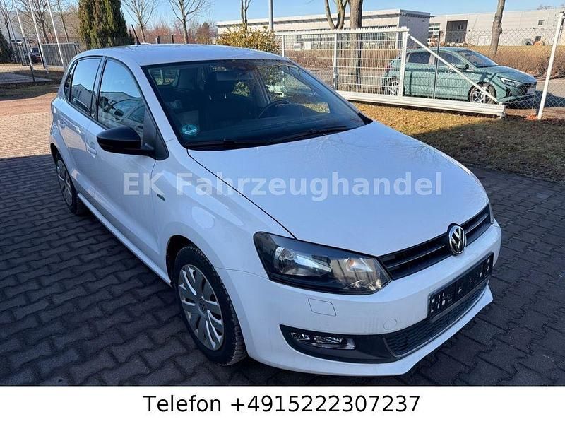 Gebraucht VW Polo Match 90 PS (66 kW) 2012 Weiß Kleinwagen