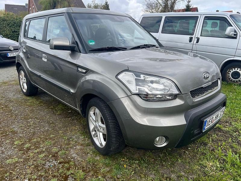 Gebraucht Kia Soul Vision 126 PS (92 kW) 2009 Silber SUV