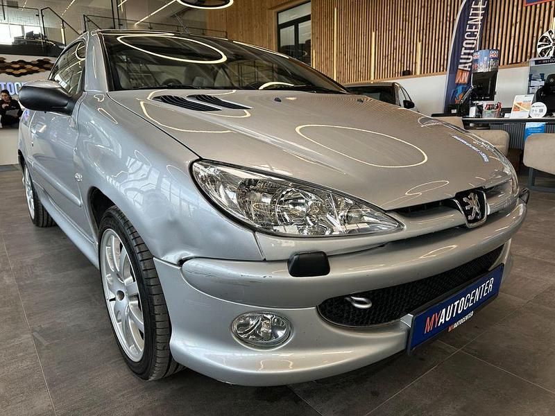 Gebraucht Peugeot 206 CC Platinum 109 PS (80 kW) 2006 Grau Cabrio