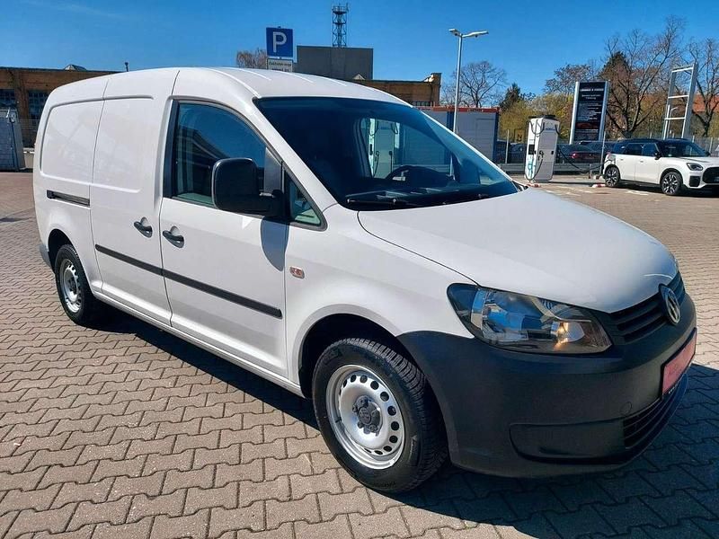 Second-hand VW Caddy 102 CP (75 kW) 2012 Alb Monovolum