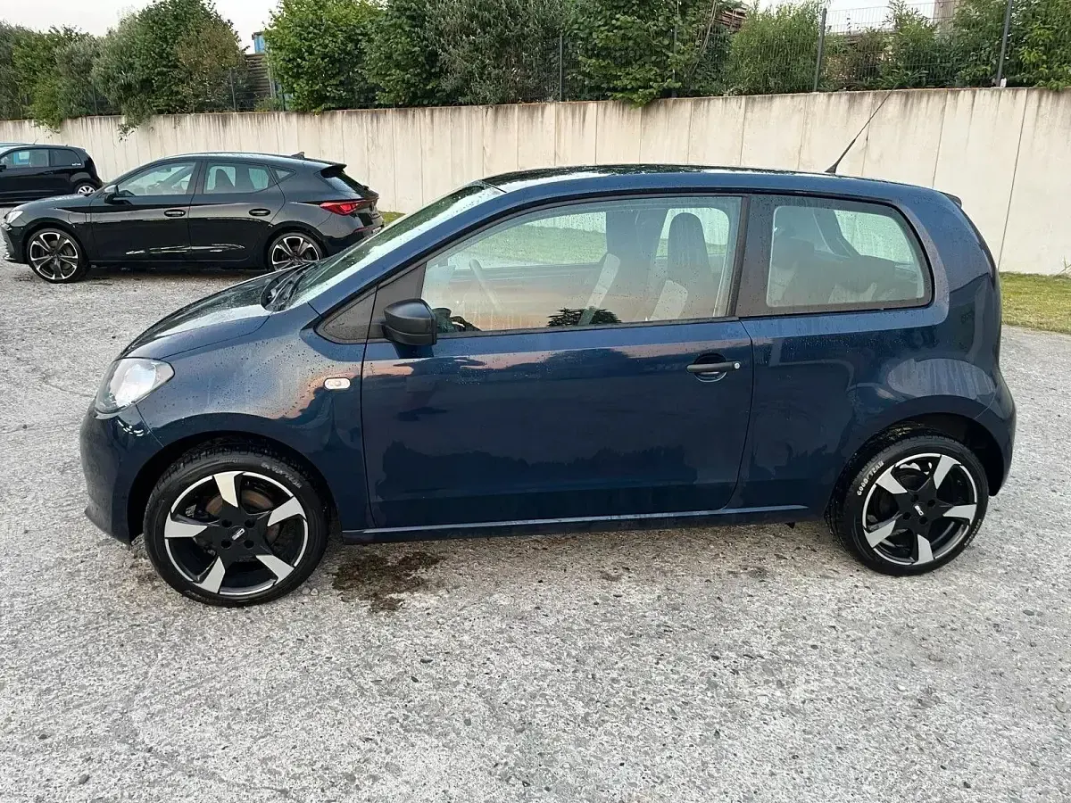 Gebraucht Skoda Citigo Active 60 PS (44 kW) 2013 Blau Kleinwagen