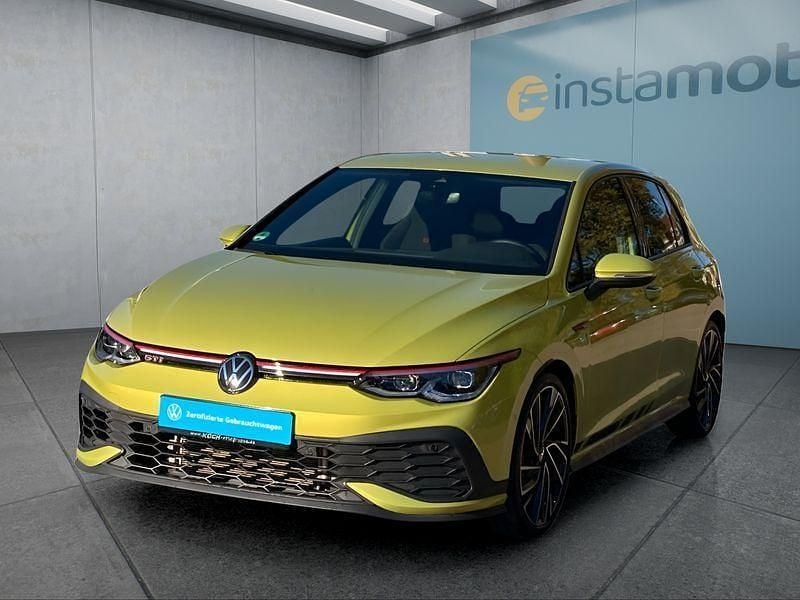 Gelb Gebraucht 2023 VW Golf VIII GTI Kleinwagen | 34.449 € (Guter Preis) - Bild 1/4