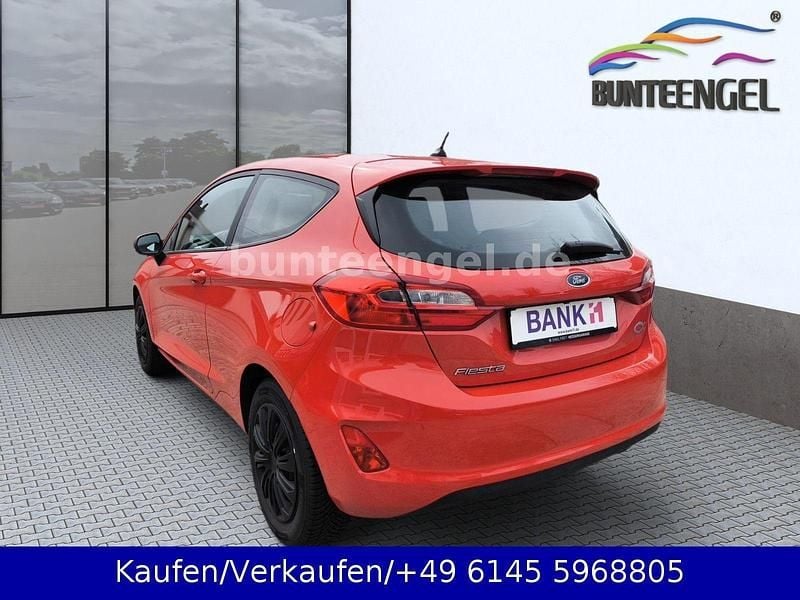 Gebraucht Ford Fiesta Trend 75 PS (55 kW) 2020 Rot Kleinwagen