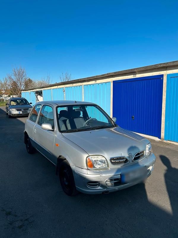 Gebraucht Nissan Micra 60 PS (44 kW) 2002 Silber Kleinwagen