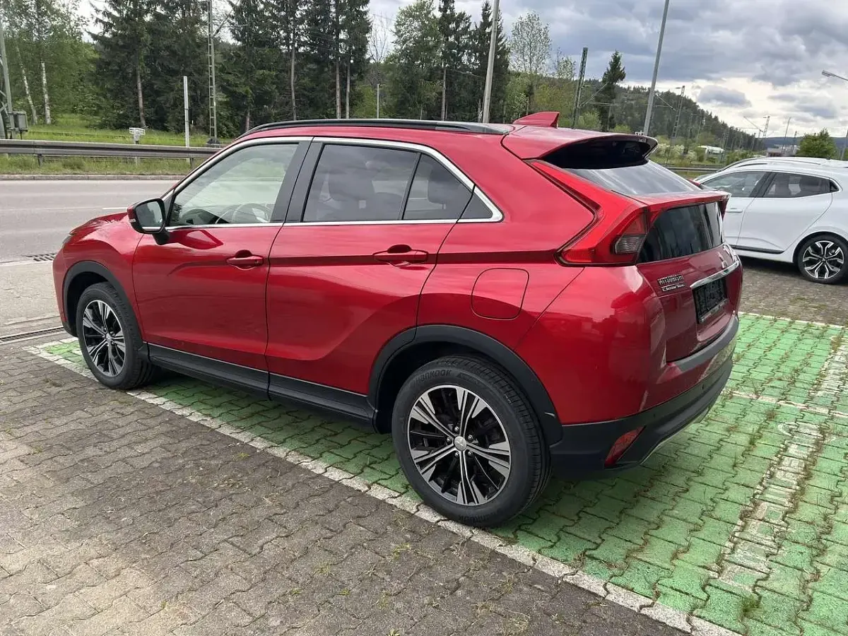 Gebraucht Mitsubishi Eclipse Cross Diamant Edition 163 PS (119 kW) 2020 Dynamik rot (d) SUV