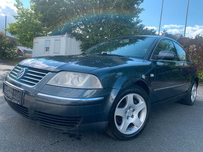 Gebraucht VW Passat 150 PS (110 kW) 2004 Blau Limousine