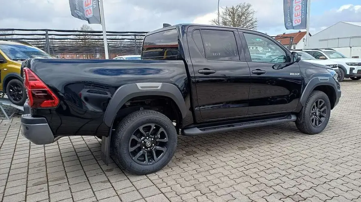Neu Toyota HiLux 204 PS (150 kW) 2026 Tiefschwarz Pickup