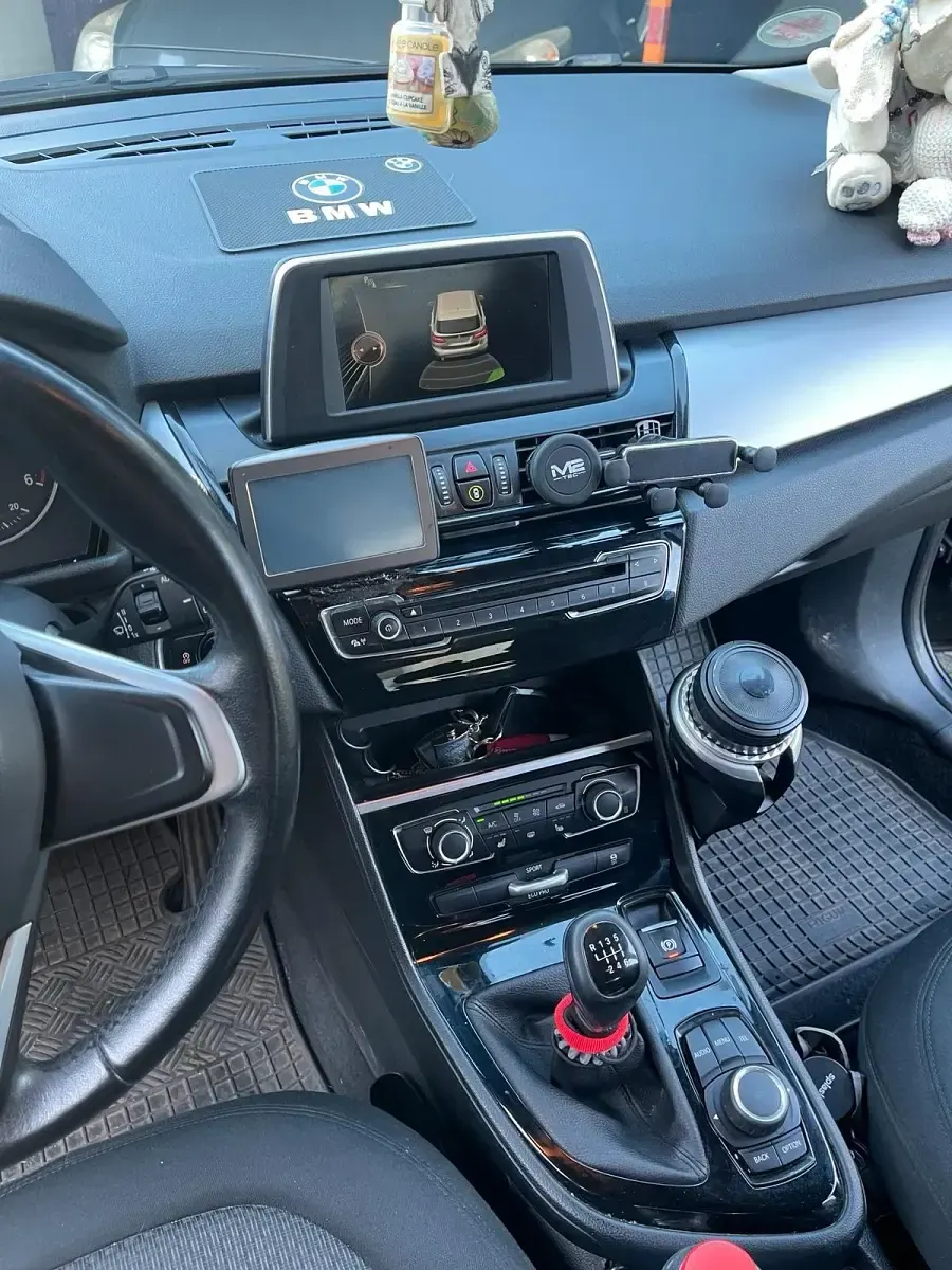 Gebraucht BMW 214 95 PS (69 kW) 2016 Schwarz SUV
