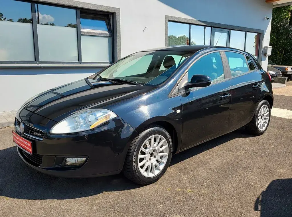 Gebraucht Fiat Bravo Dynamic 120 PS (88 kW) 2009 Schwarz Kleinwagen