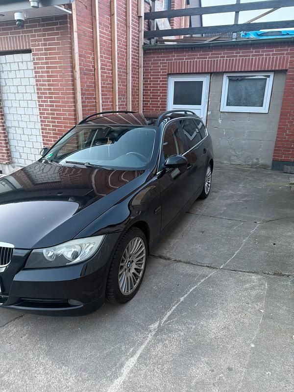 Usata BMW 325 218 CV (160 kW) 2007 Nero Station wagon
