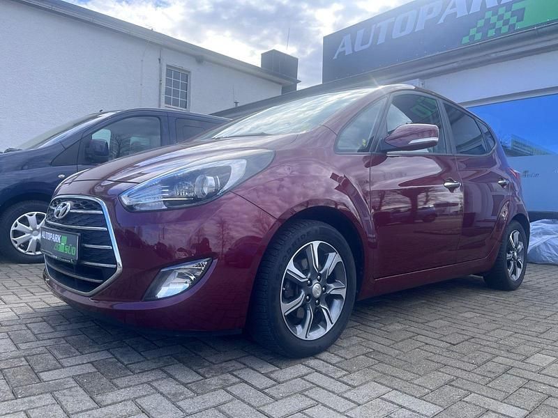 Gebraucht Hyundai ix20 125 PS (91 kW) 2015 Kleinwagen