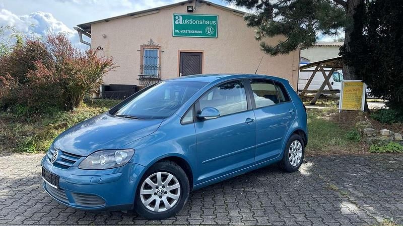 New river blue metallic Gebraucht 2005 VW Golf Plus Cross Comfortline Van / Kleinbus | 4.900 € (Fairer Preis) - Bild 1/4
