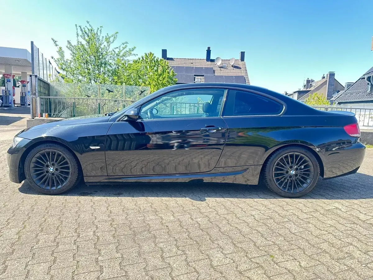 Gebraucht BMW 320 M Sport 2009 Schwarz Coupé