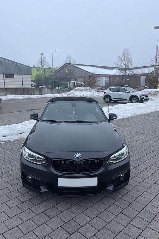 Schwarz Gebraucht 2015 BMW 220 M Sport Cabrio | 18.900 € (Fairer Preis) - Bild 1/4