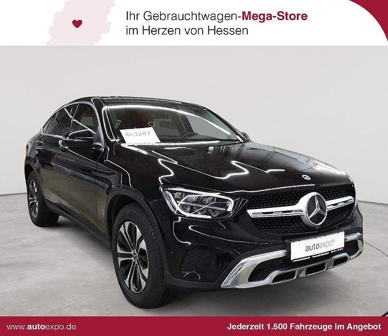 Schwarz Gebraucht 2022 Mercedes GLC220 Limousine | 37.990 € (Fairer Preis) - Bild 1/4
