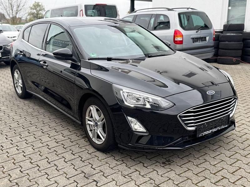Gebraucht Ford Focus 125 PS (91 kW) 2022 Schwarz Limousine