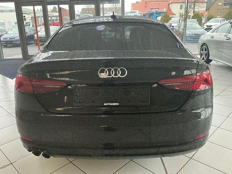 Second-hand Audi A5 Basis 190 CP (139 kW) 2018 Negru Coupe