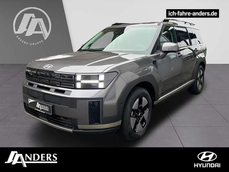 Grau Gebraucht 2024 Hyundai Santa Fe Intro Edition SUV | 48.890 € - Bild 1/3