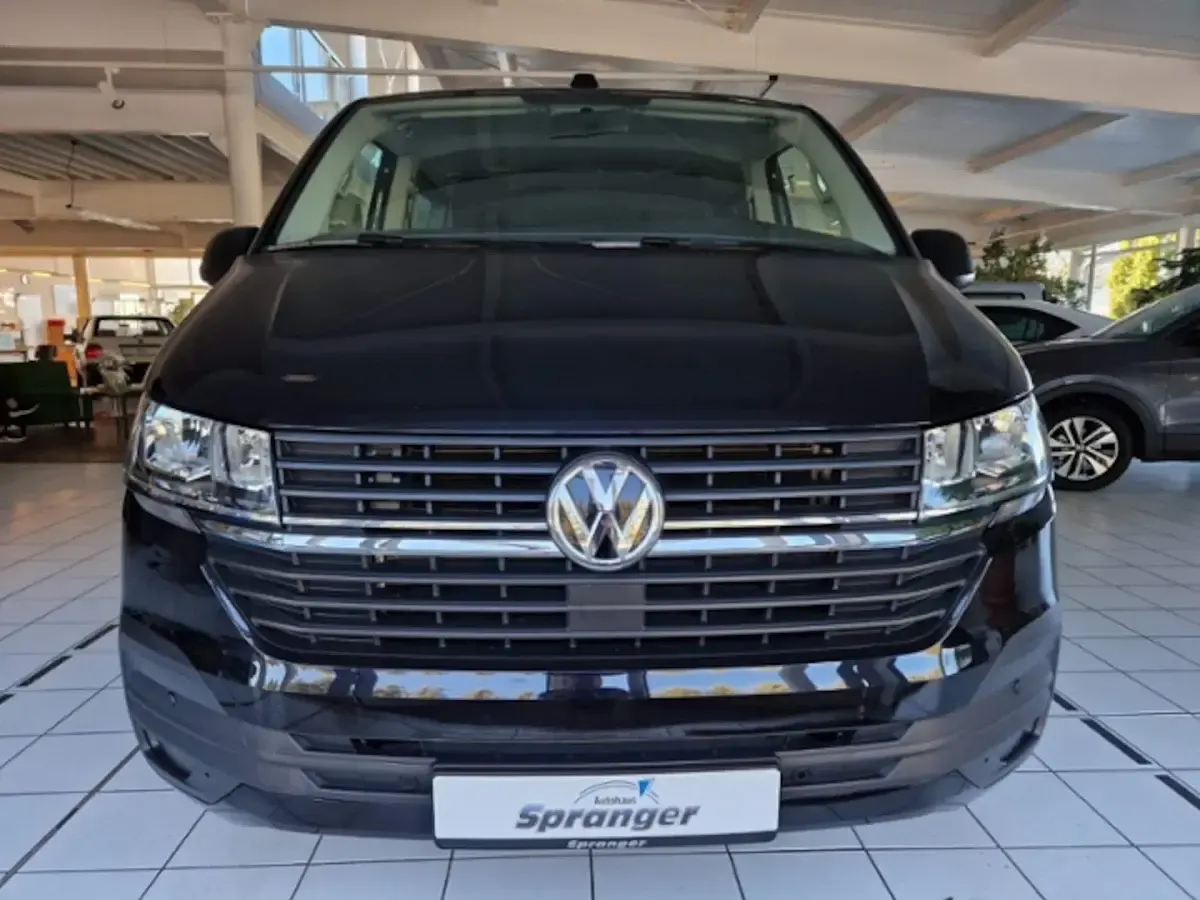 Second-hand VW Multivan Trendline 150 CP (110 kW) 2021 Monovolum